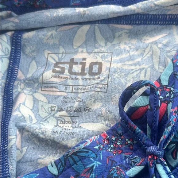 For bundles only - Stio swim shorts coverup Blue / Pink floral S - Picture 3 of 3